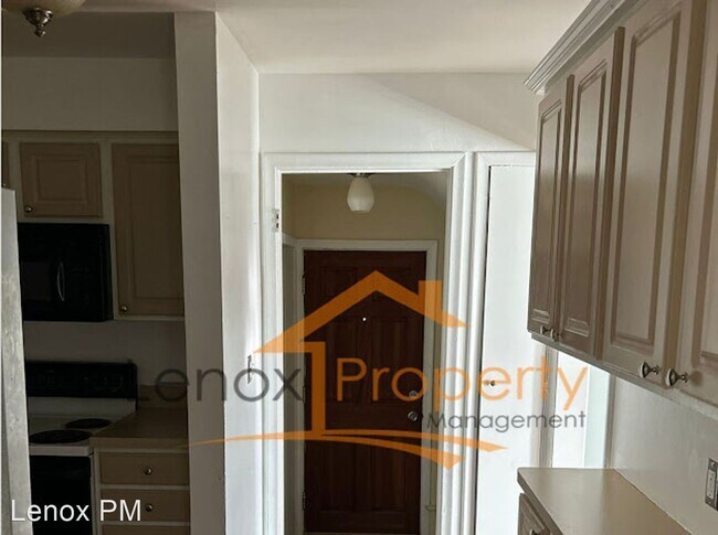 Building Photo - 3 br, 2 bath House - 140 Oneida