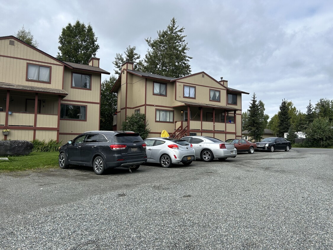 Primary Photo - Denali St