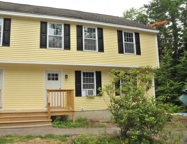 Foto del edificio - 115 High Rock Rd