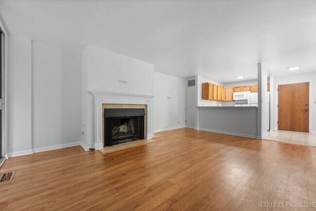Building Photo - 1 bedroom in Lisle IL 60532