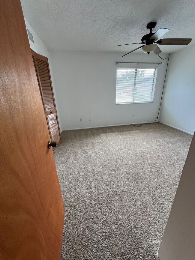 Foto del edificio - **COMING SOON** 2 Bedroom, 2.5 bathroom Townhouse near UCF