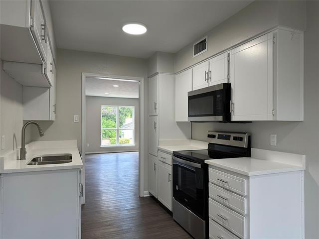 Building Photo - 4112 Ridglea Country Club Dr