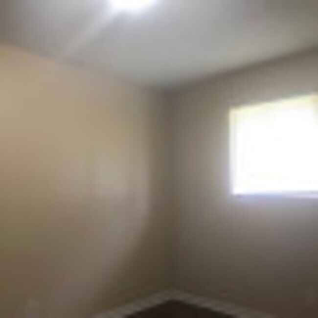 Building Photo - Bowman Street Triplex