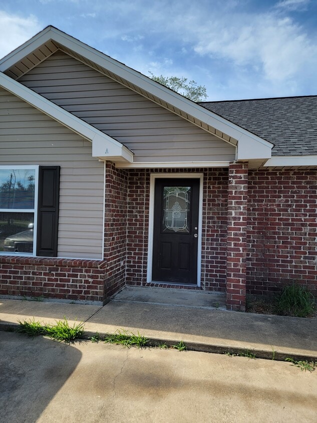 242 Gilmore Rd Unit A, Lake Charles, LA 70611 Apartments in Lake