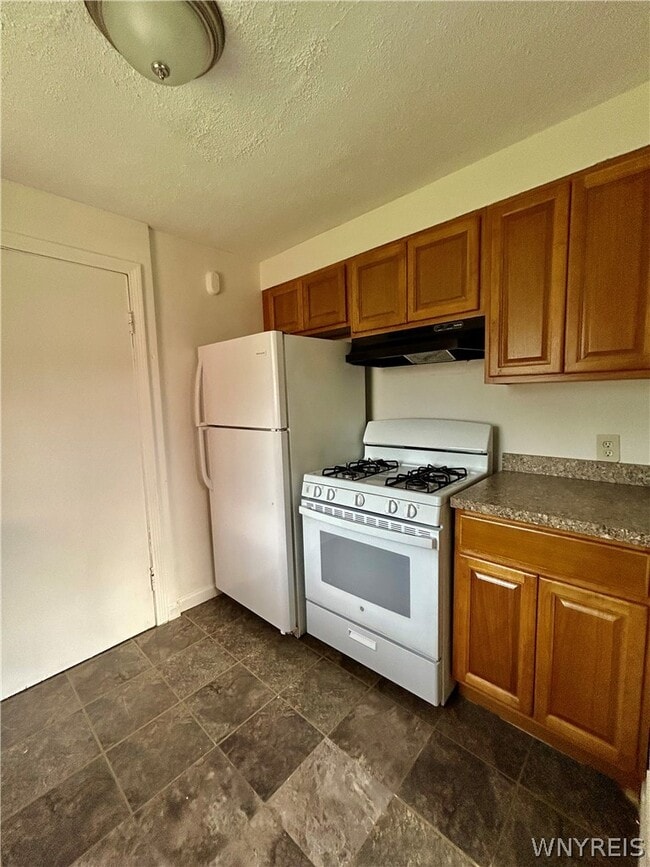 Building Photo - 34 Latona Ct