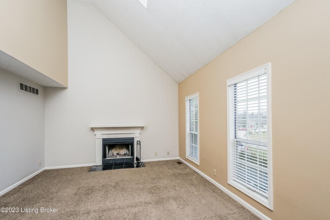 Building Photo - 9322 Villa Fair Ct