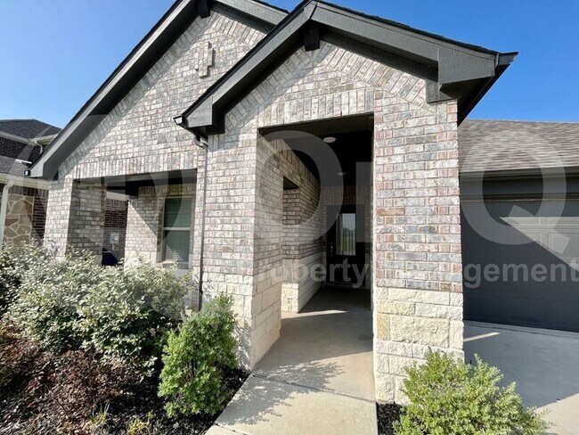 Building Photo - 516 Taylor Dr
