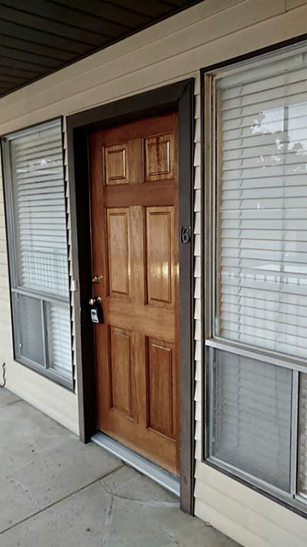 Primary Photo - 2515 Shakespeare St