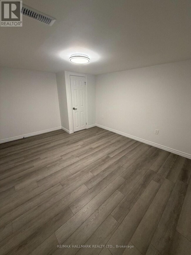 Photo du bâtiment - 43 Commons Dr