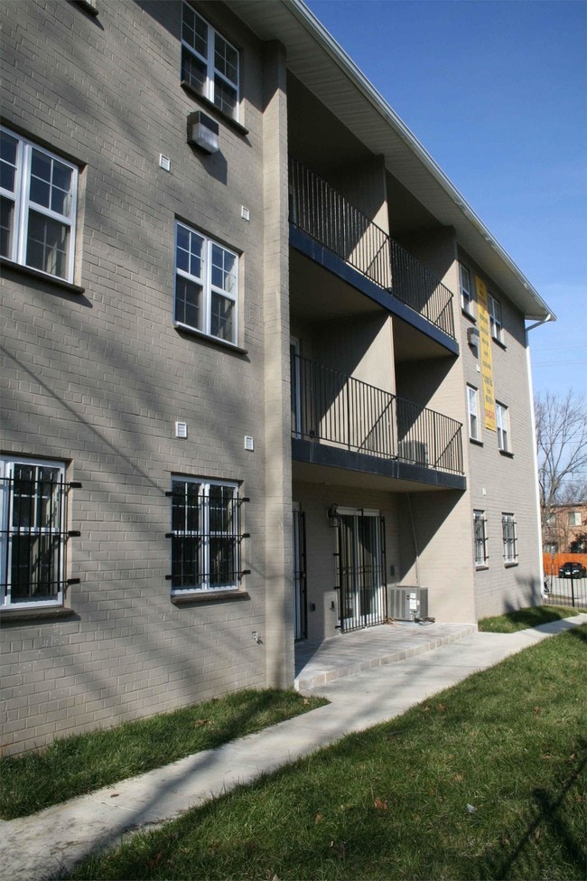 Building Photo - 4275 Foote St NE