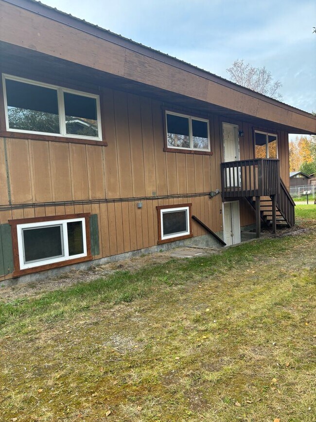 Building Photo - 4037 Fahrenkamp Ave