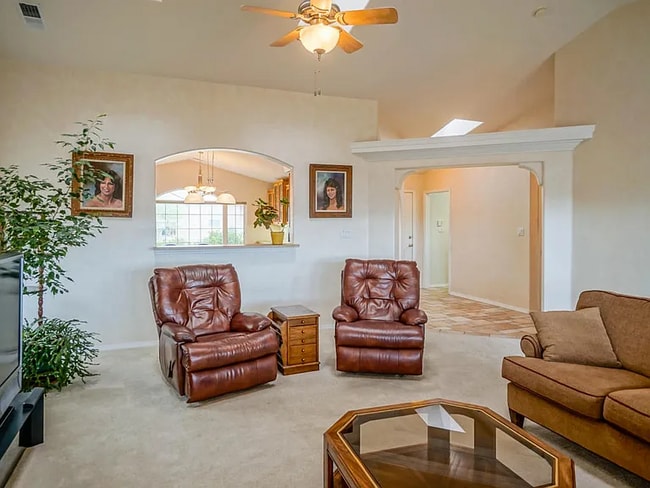 Building Photo - 8709 Tierra Alegre Dr NE