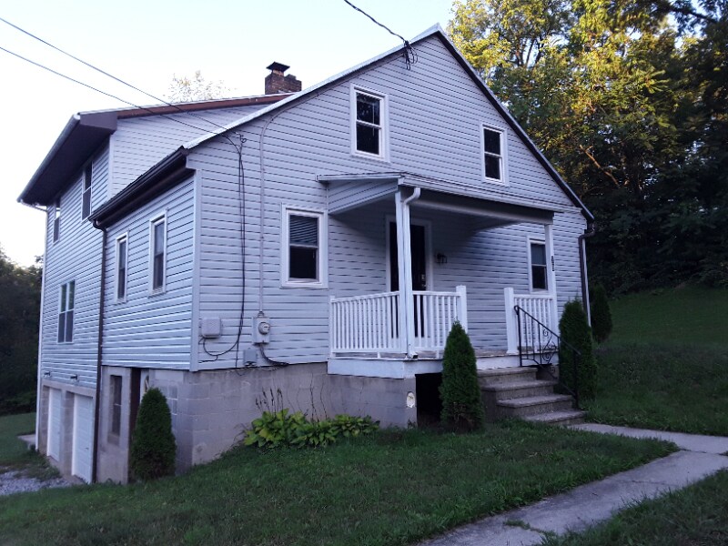 29 Stone Rd, Womelsdorf, PA 19567 House Rental in Womelsdorf, PA