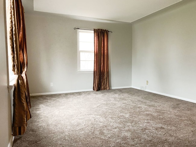 Foto del edificio - 2235 Ridgelawn Ave