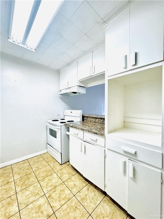 Building Photo - 1120 Valley View Dr