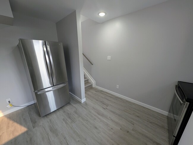 Photo du bâtiment - 101 Main St E