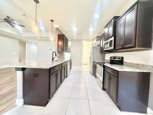 Foto del edificio - 113 Kailyn Ct