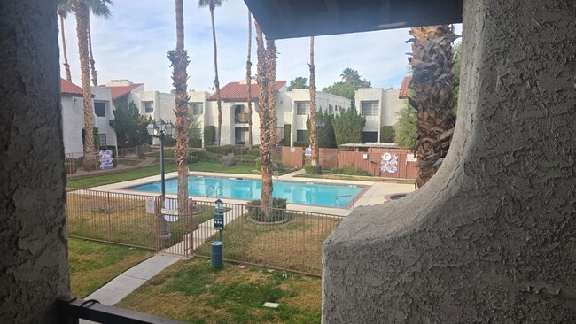 Building Photo - 5069 Eldora Ave