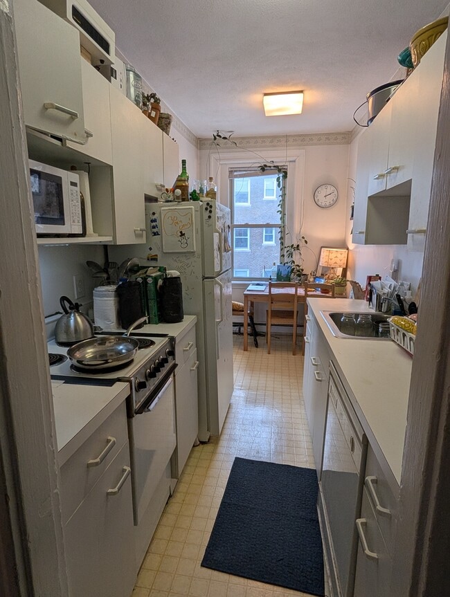 Building Photo - 1625 Commonwealth Ave