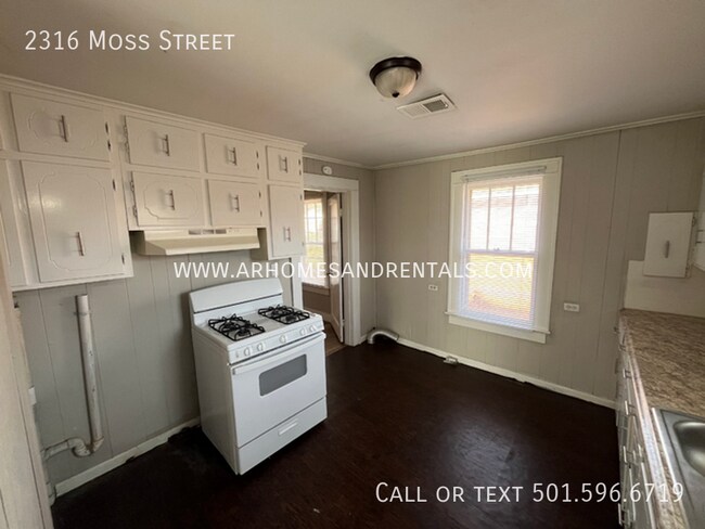 Foto del edificio - 2316 Moss St