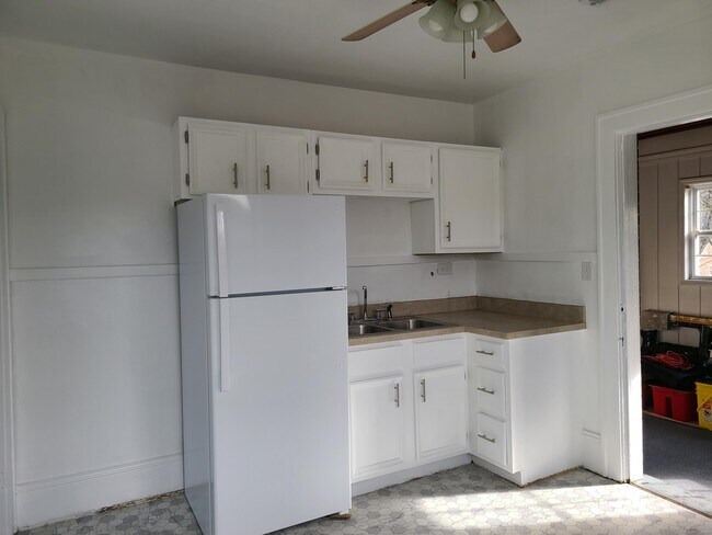 Foto del edificio - 3214 Forest Hill Ave NW