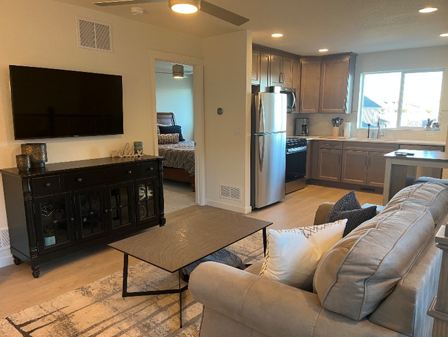 Foto del edificio - 9240 Kurie Mine Ln