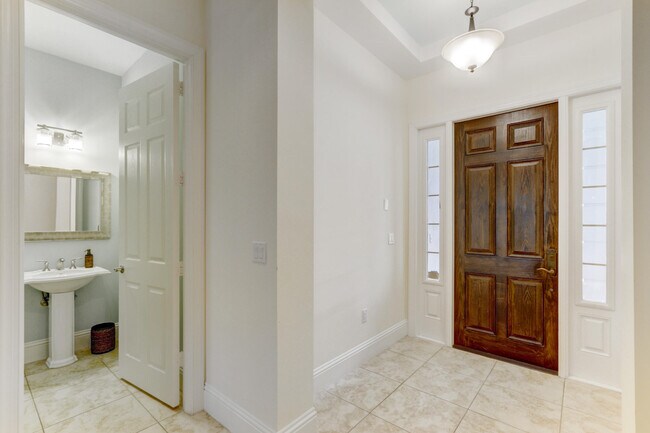 Foto del edificio - 222 Mariner Ct