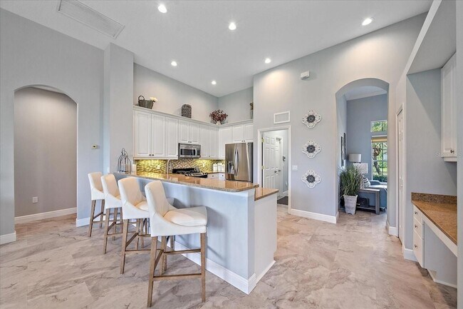 Foto del edificio - 8015 Spring Marsh Dr