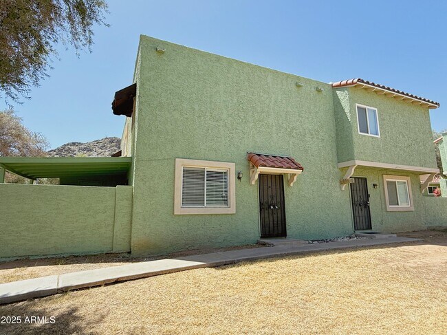 Foto del edificio - 10227 N 7th Pl