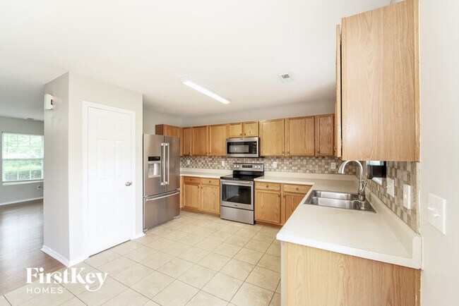 Building Photo - 4517 Larkhaven Village Dr