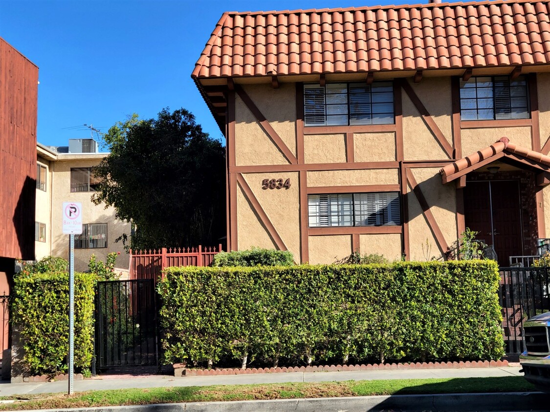 Secured 12-Unit Spanish/Tudor Complex With Many Amenities! - 5834 Etiwanda Ave