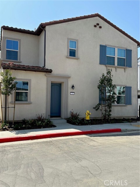 Building Photo - 533 Embrook Way