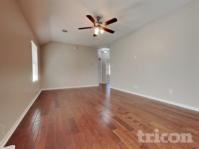 Foto del edificio - 16339 Noble Meadow Ln