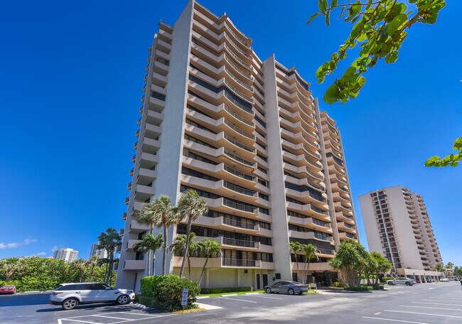 Foto del edificio - 4200 N Ocean Dr