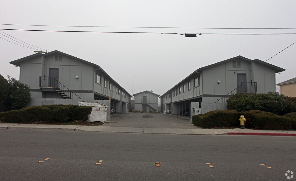 Building Photo - 111 Clifford Ave