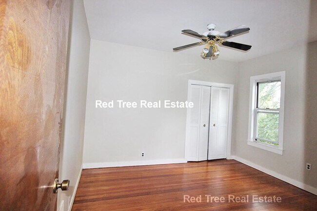 Foto del edificio - 14 Dow St