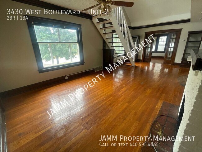 Building Photo - Beautiful 2-Bedroom Duplex unit in Clevela...