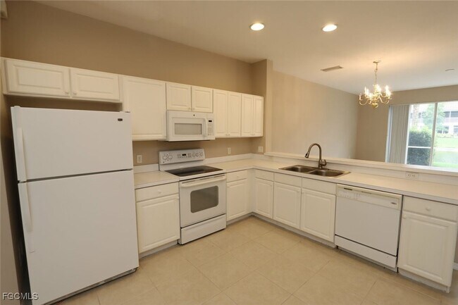 Foto del edificio - 1172 Oxford Ln