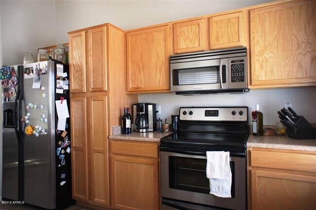 Foto del edificio - 16842 S 23rd St