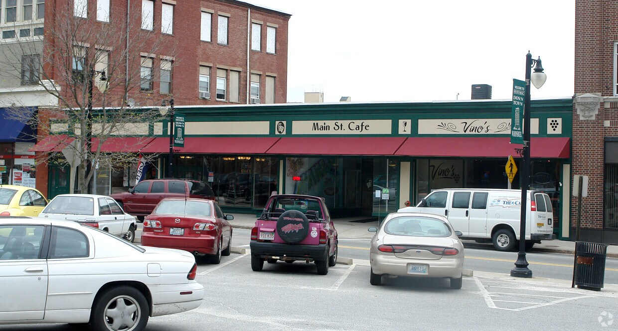 Building Photo - 83 Main St