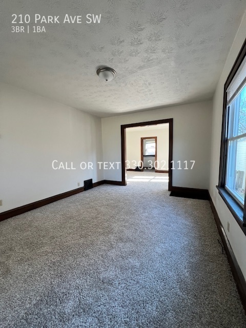 Building Photo - Three bedroom side by side duplex for rent...