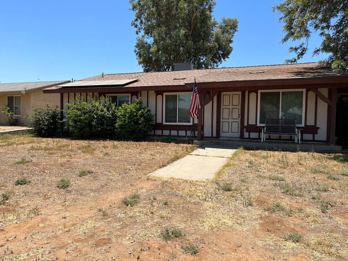 Primary Photo - 4 br, 2 bath House - 9250 TRAILHEAD PT