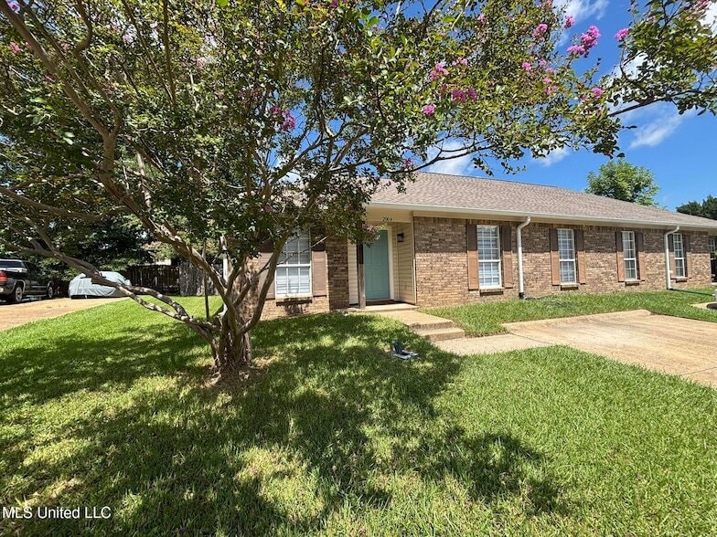 Photo - 200 Brendalwood Blvd