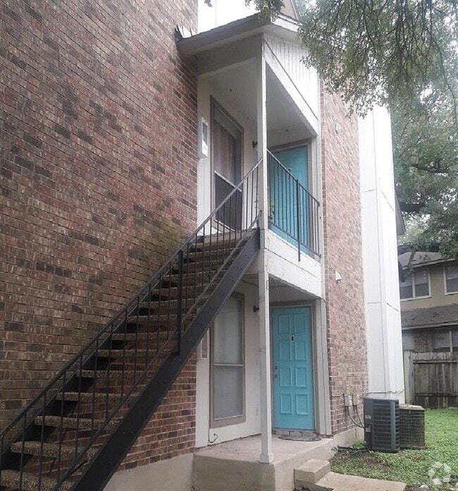 Building Photo - 11900 Alpheus Ave