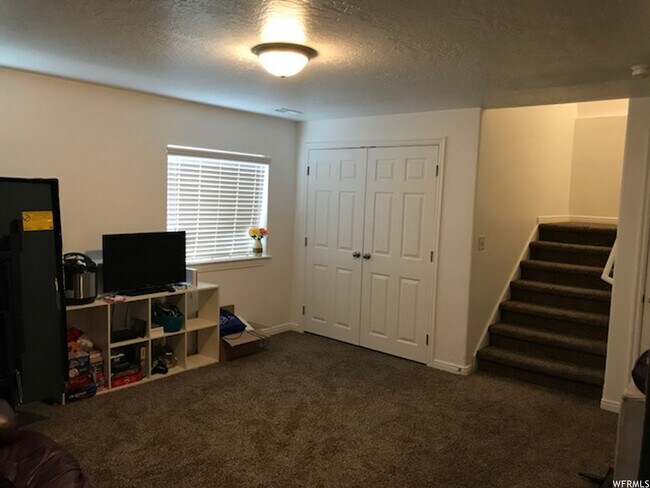 Foto del edificio - 1297 S 1430 E