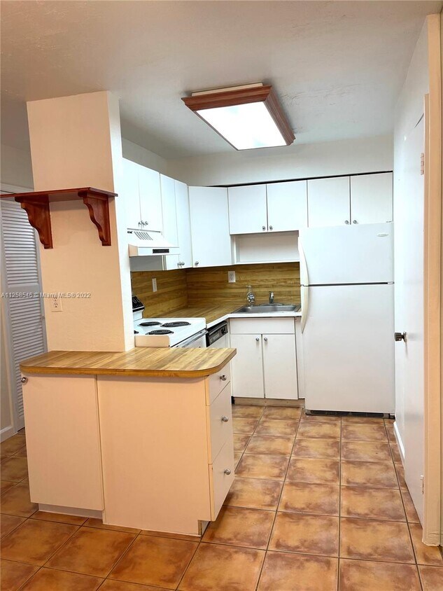 8701 SW 141st St Unit G8, Palmetto Bay, FL 33176 Condo for Rent in