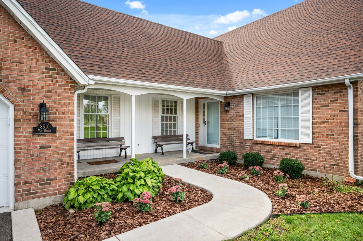 Foto principal - 8510 Gurler Rd
