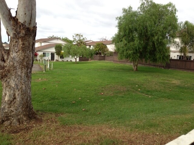 Building Photo - Village Park Encinitas Townhome