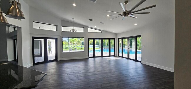 Foto del edificio - 21046 N Sweetwater Ln