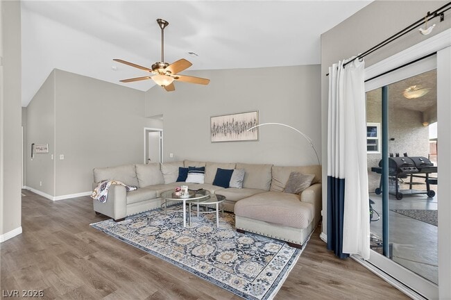 Foto del edificio - 1056 Kennebunk Cir